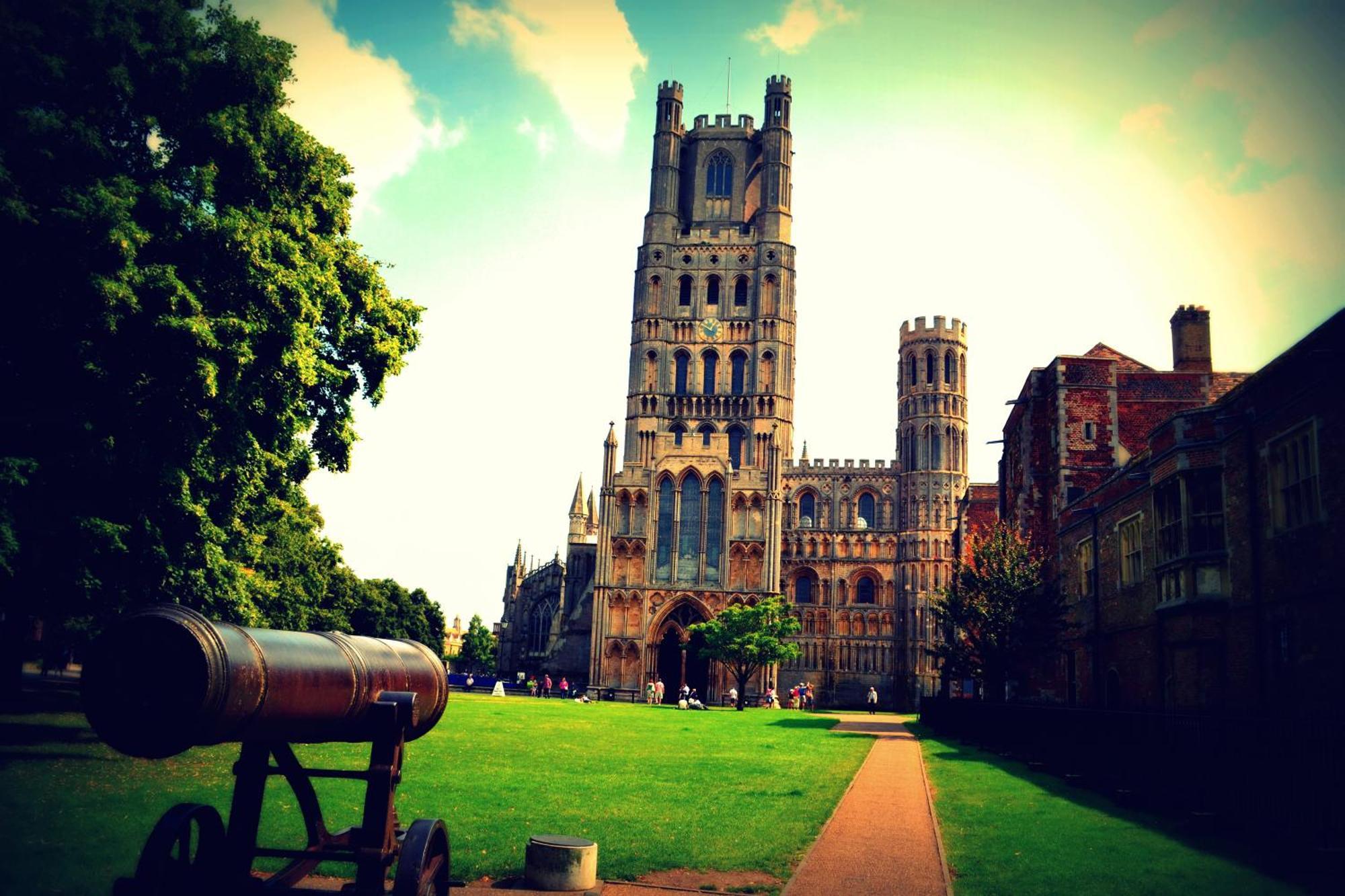 Ely Guest House Exteriör bild